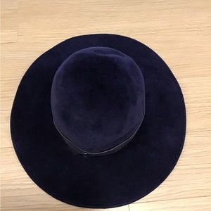 NEW Theory + Gigi Burris Millinery navy hat Size M